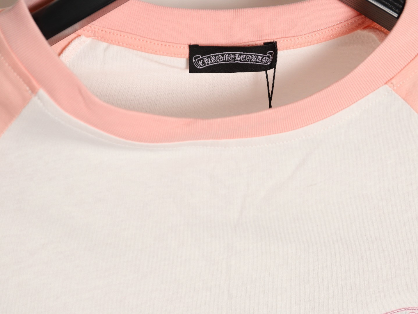 Ch**me He**ts 25fw long-sleeved t-shirt