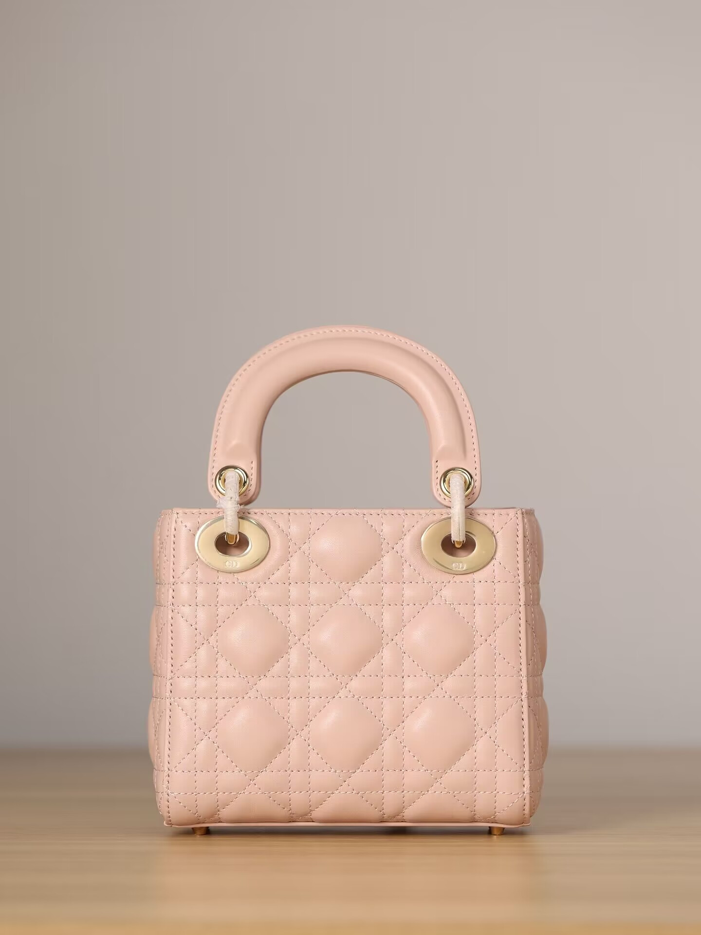 D*or classic lady 17×7×15cm