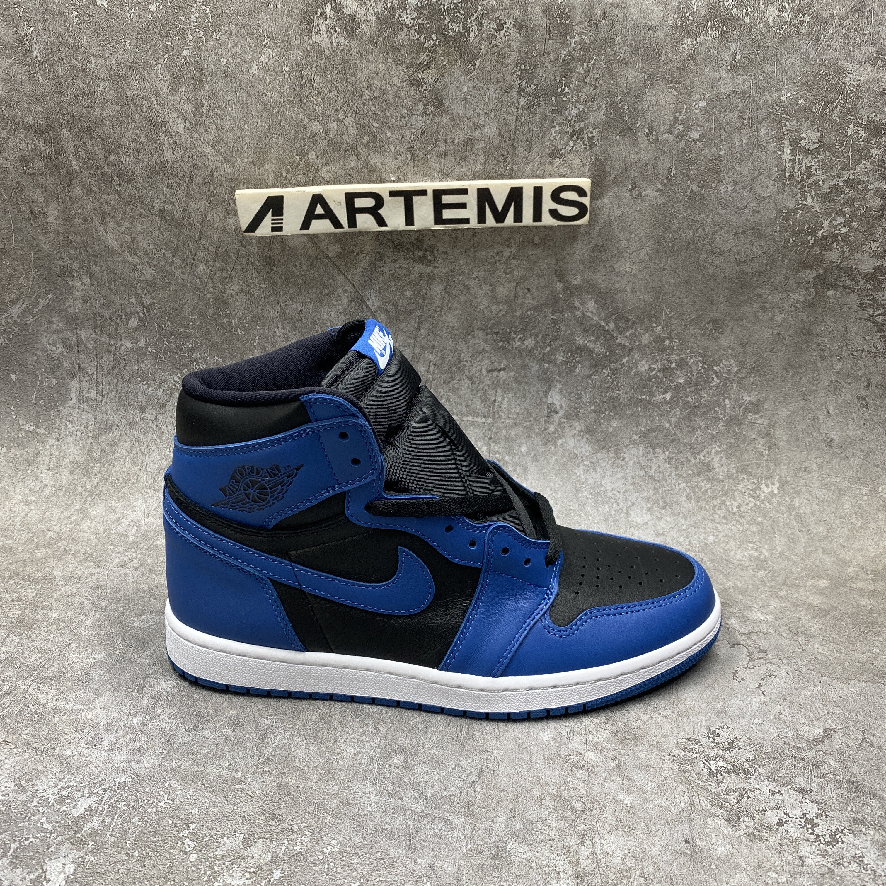 Air Jordan 1 Retro High OG Dark Marina Blue
