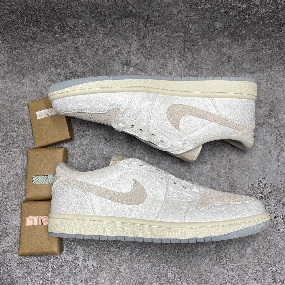 CHRIS PAUL X AIR JORDAN 1 RETRO LOW OG 