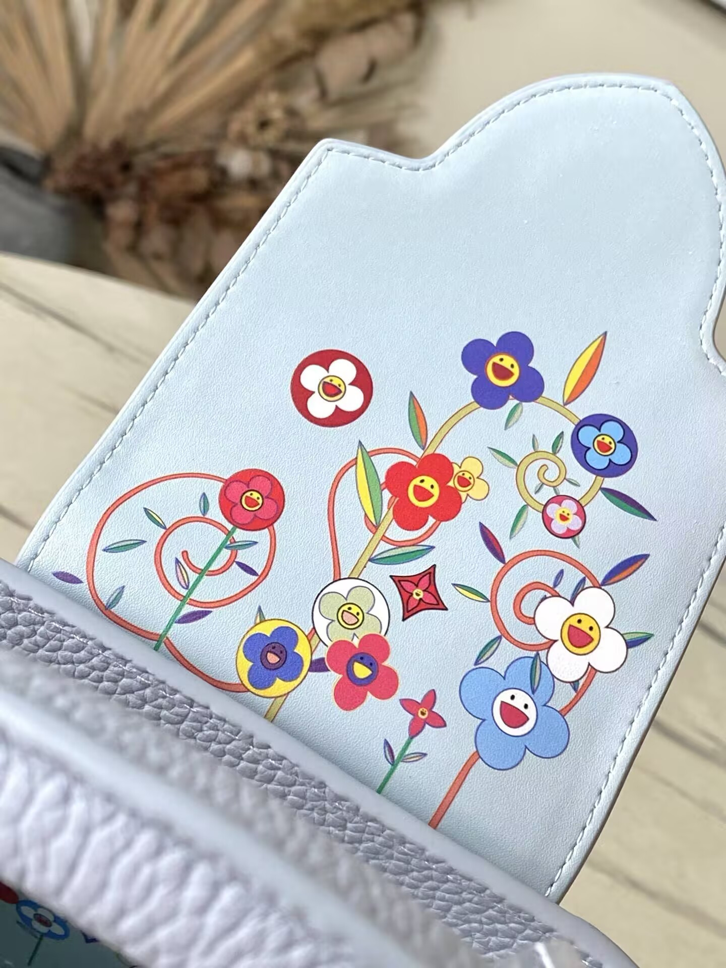 LV x TM Capucines East-West Mini M13707 22x12x8cm