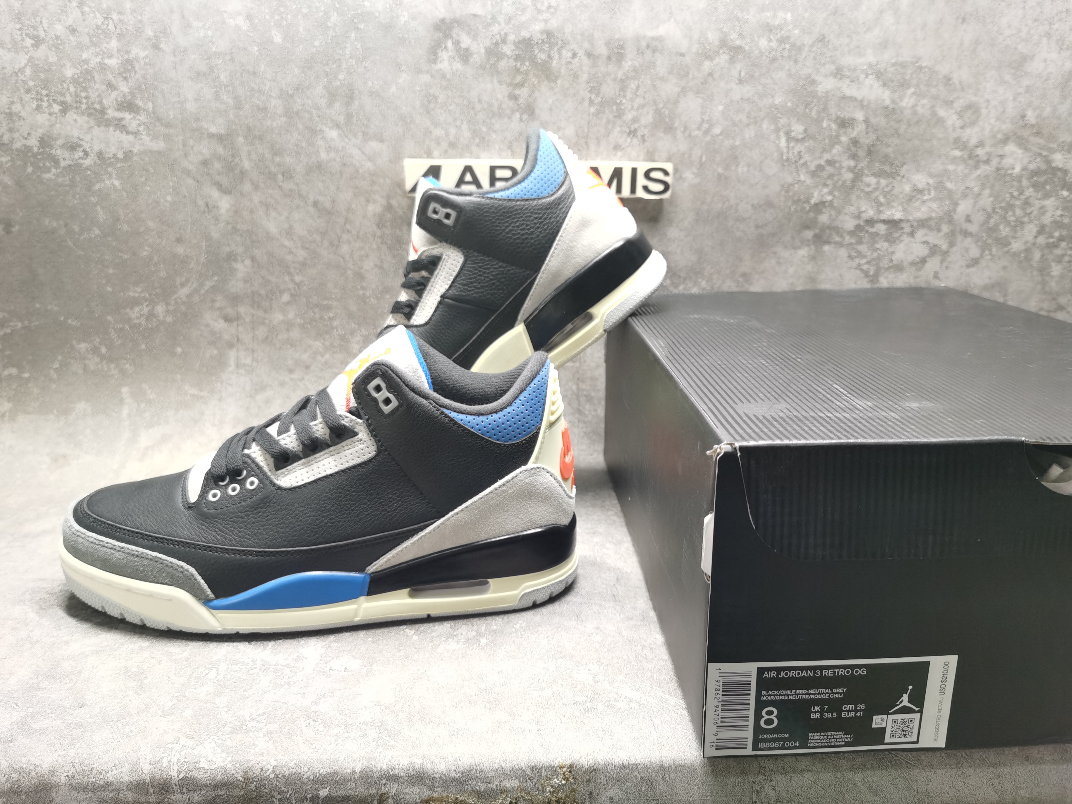 UA Jordan 3 Retro OG