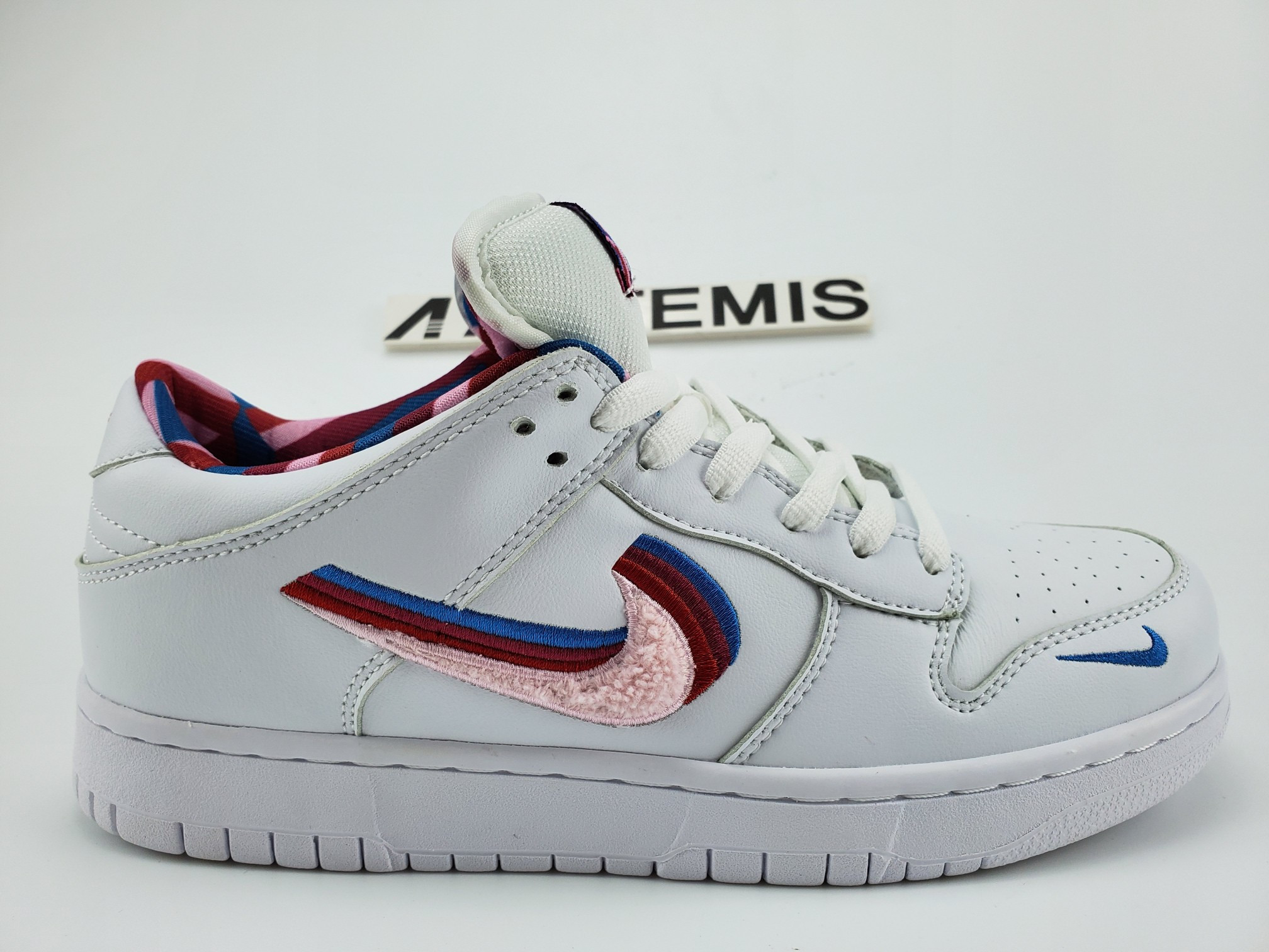 Nike SB Dunk Low Parra