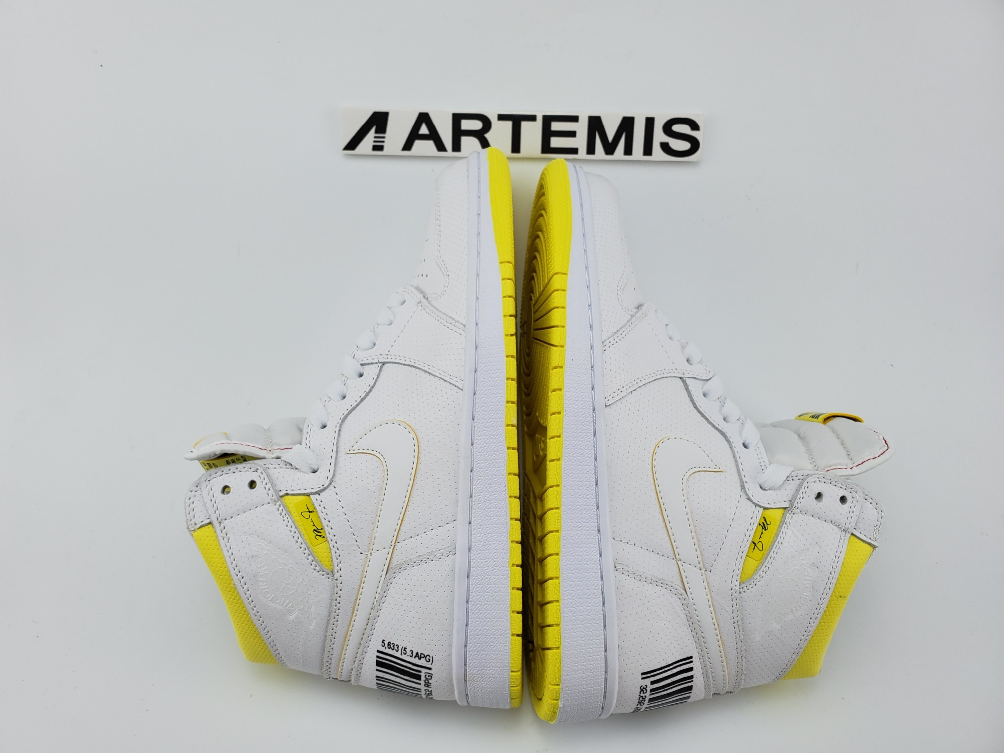 Air Jordan 1 High  “First Class Flight”