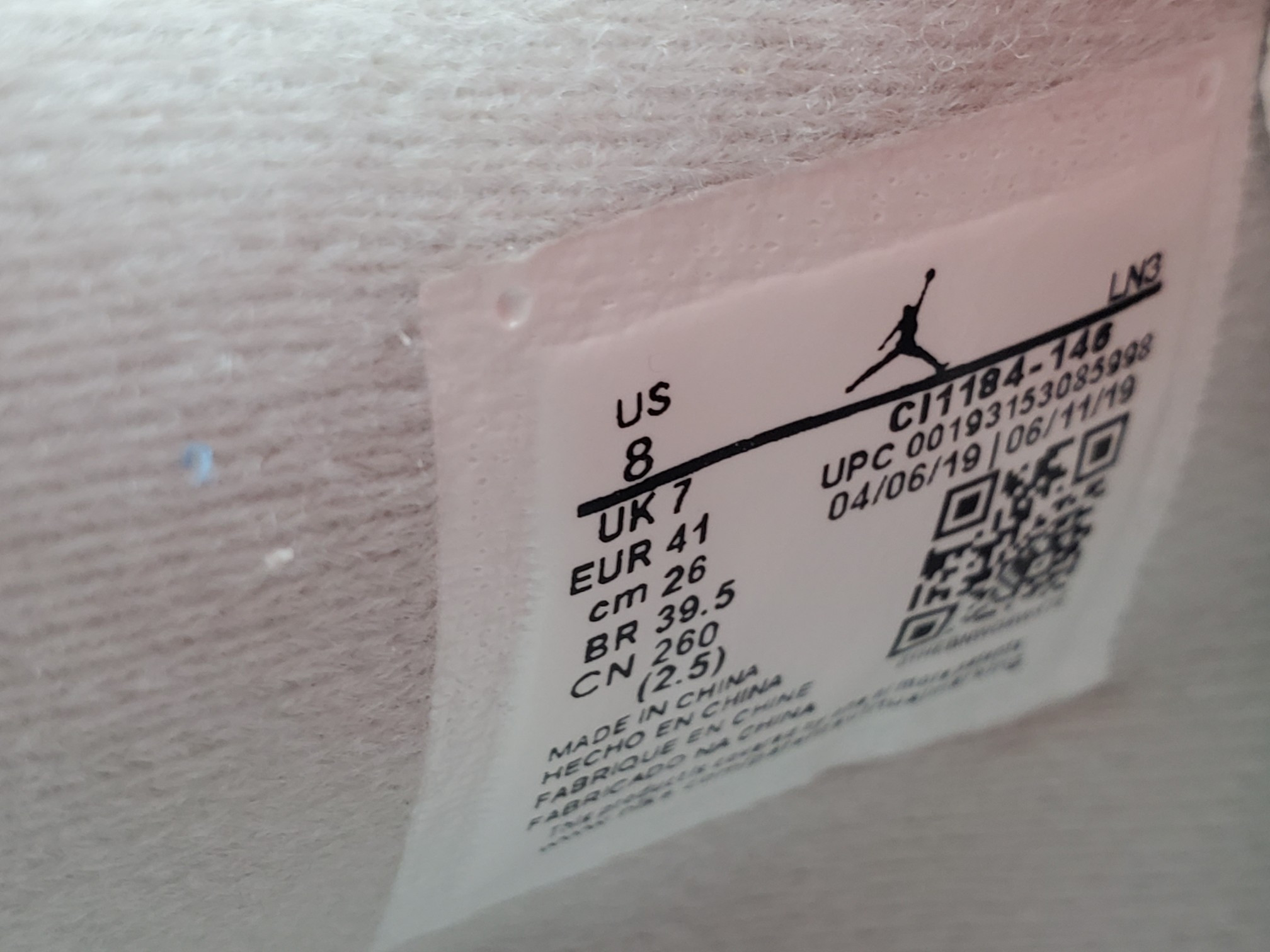 Air Jordan 4 Retro SE 