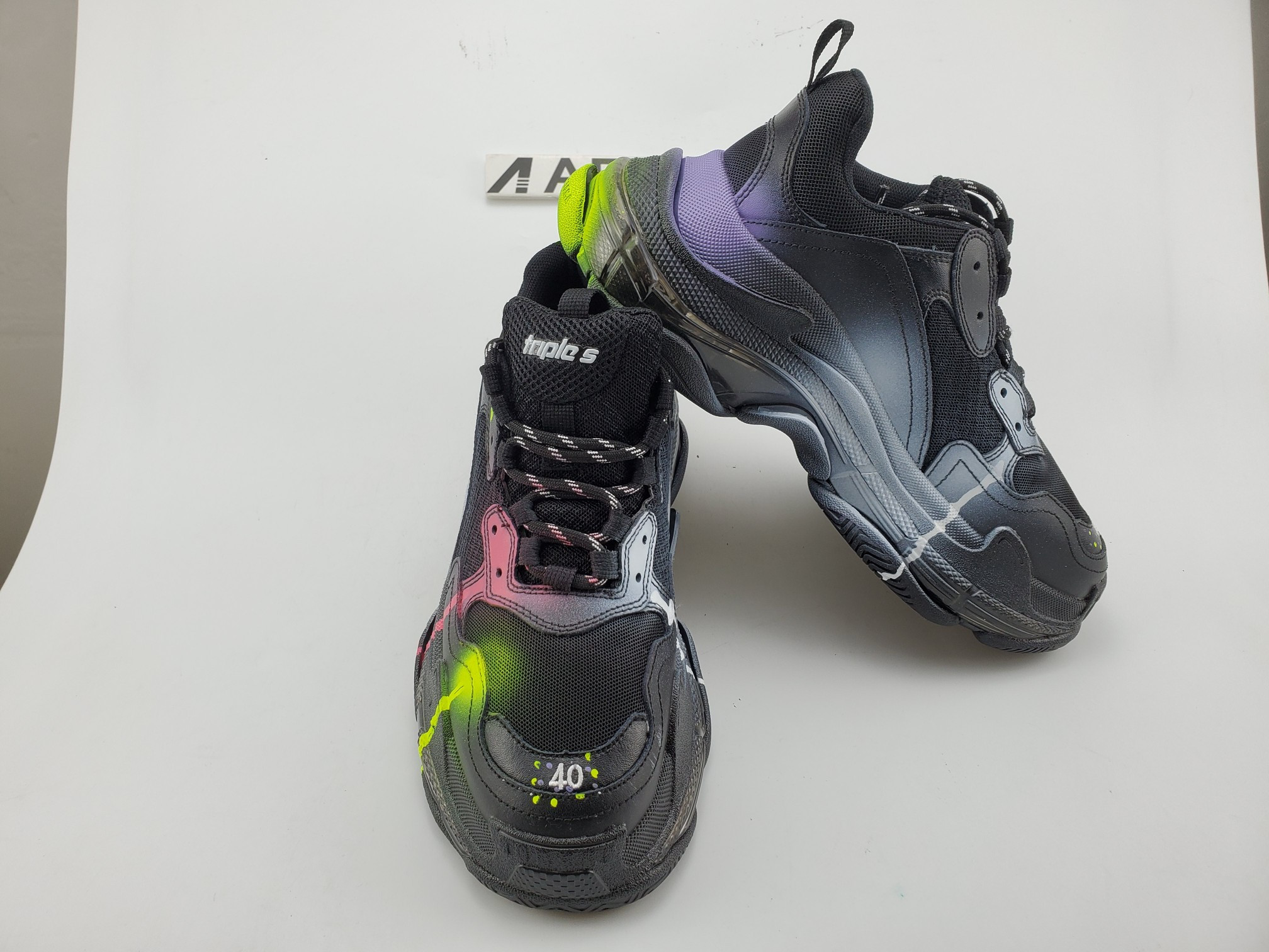 Balenciga Triple S Graffiti