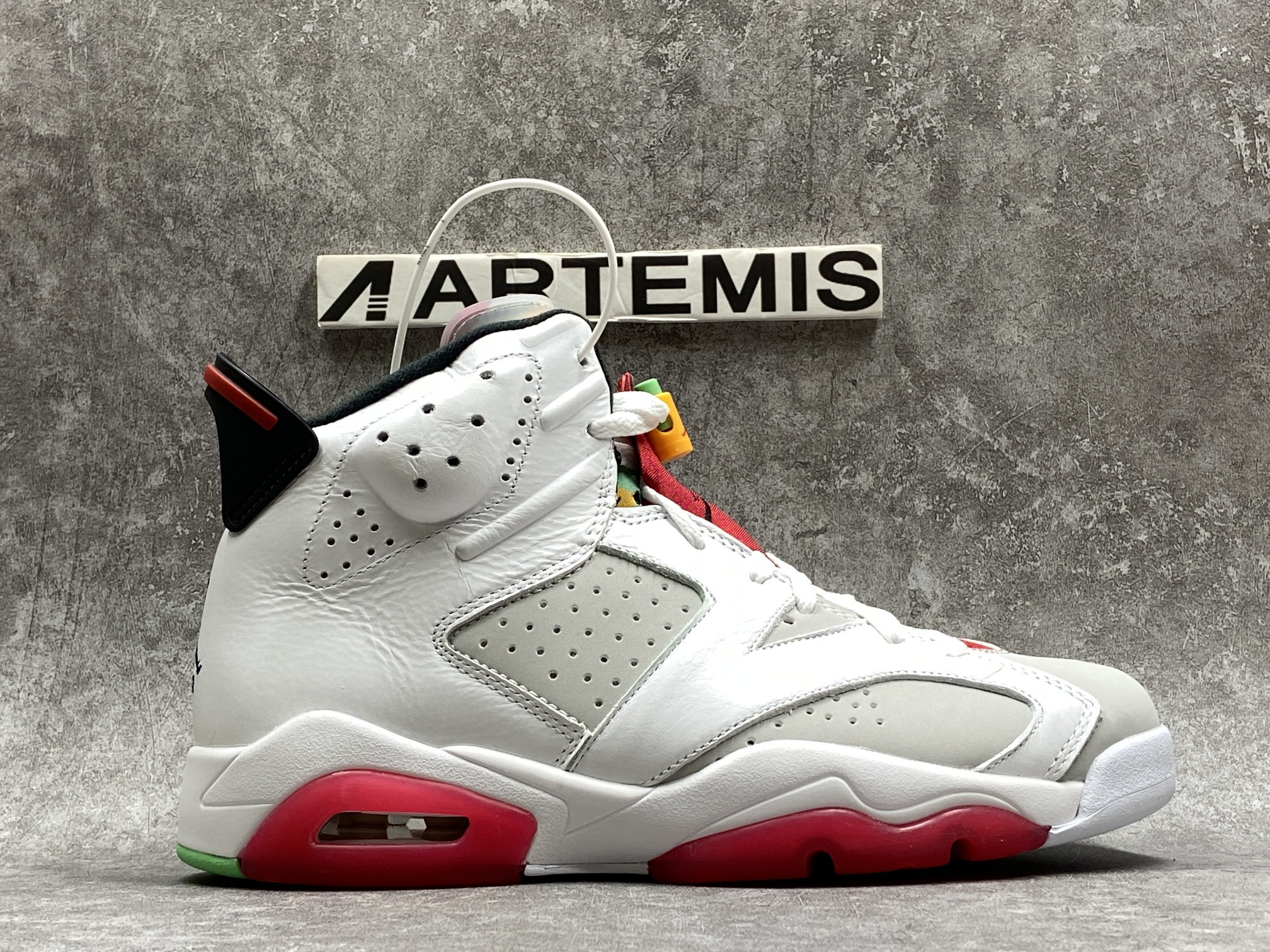 Air Jordan 6 Retro Hare