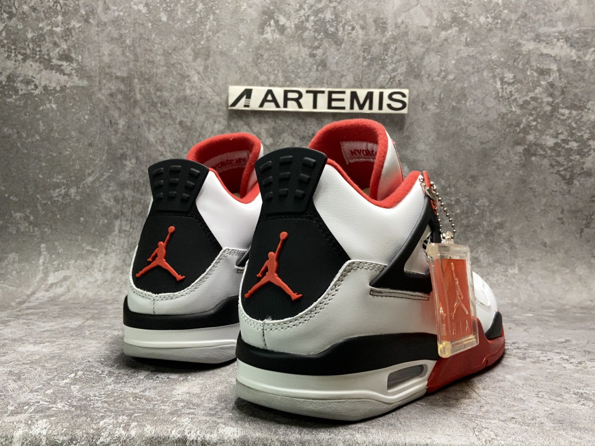 Air Jordan 4 Retro Fire Red