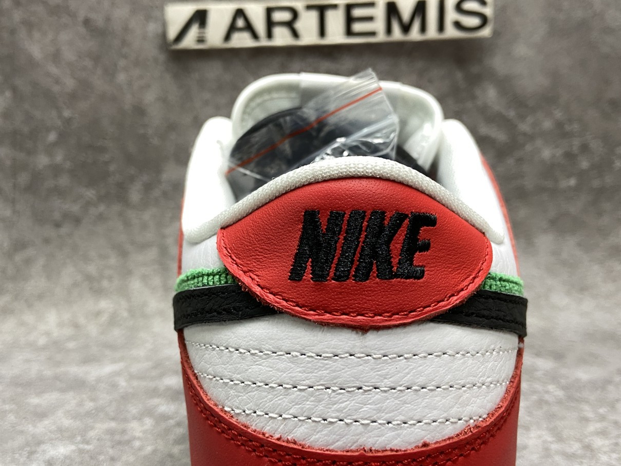 Nike Dunk Low SB x Frame Skate