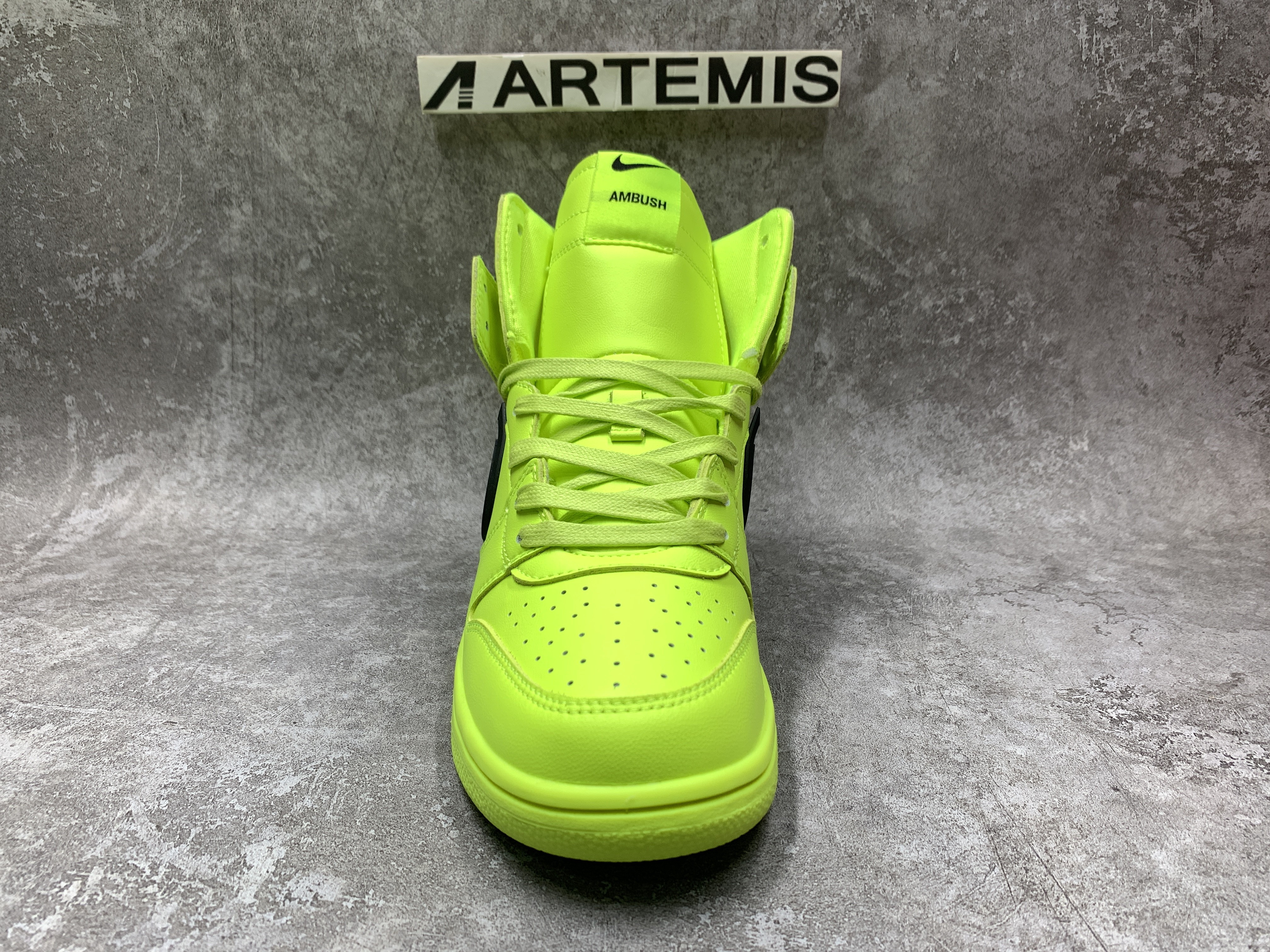 Nike Dunk High AMBUSH Flash Lime