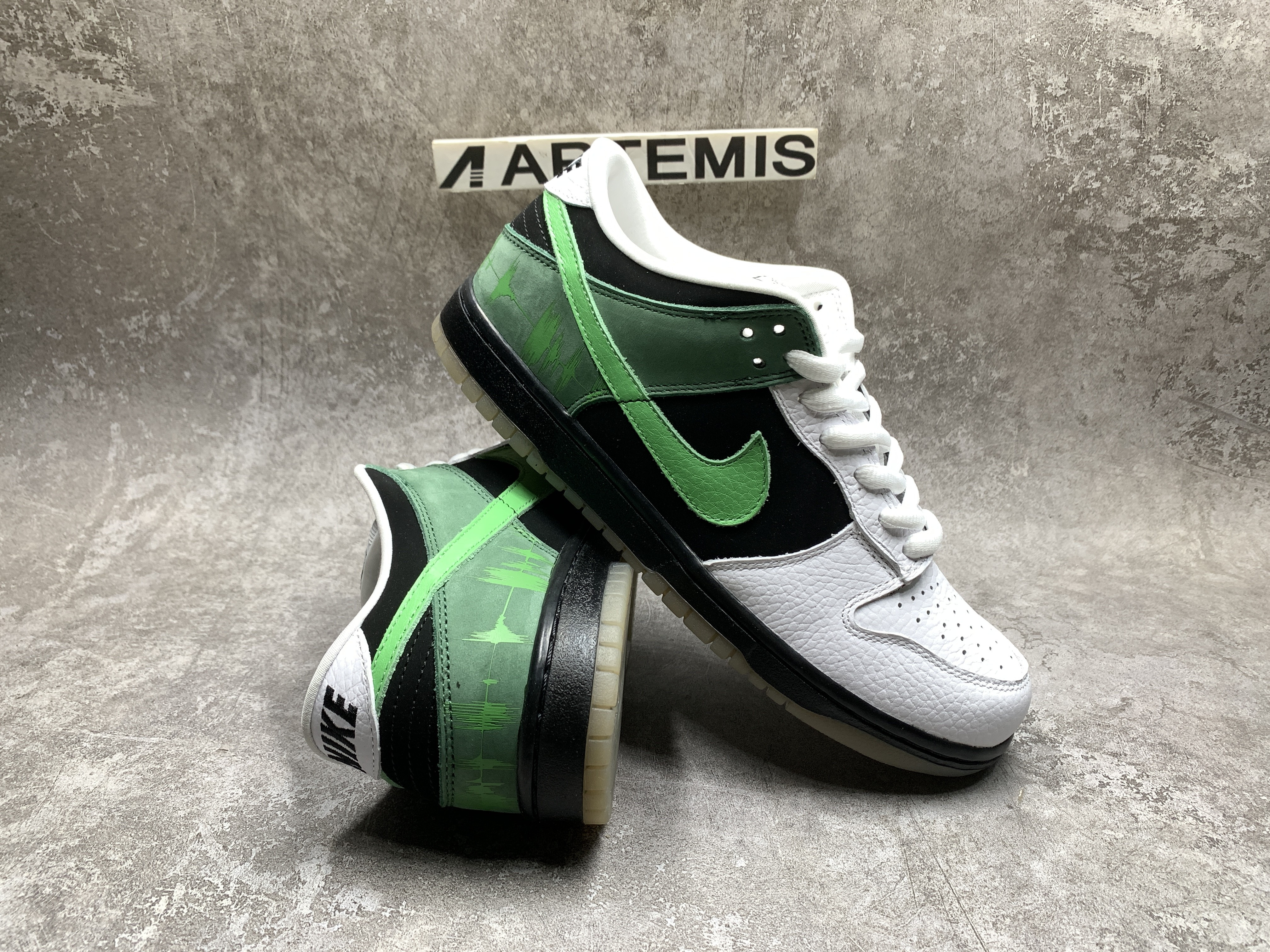 Nike Dunk Low Premium SB C & K