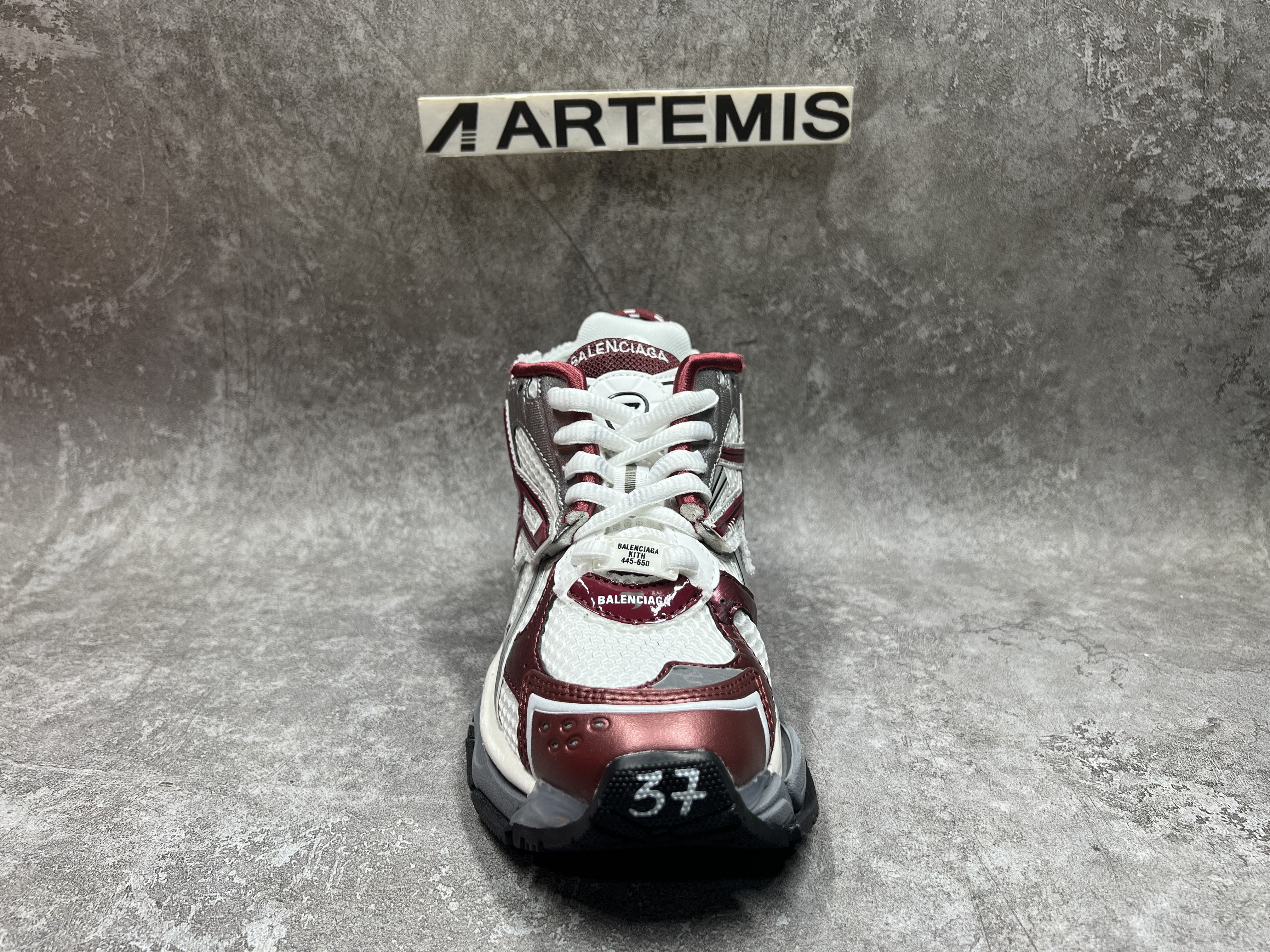 Balenciga Runner Sneaker Burgundy