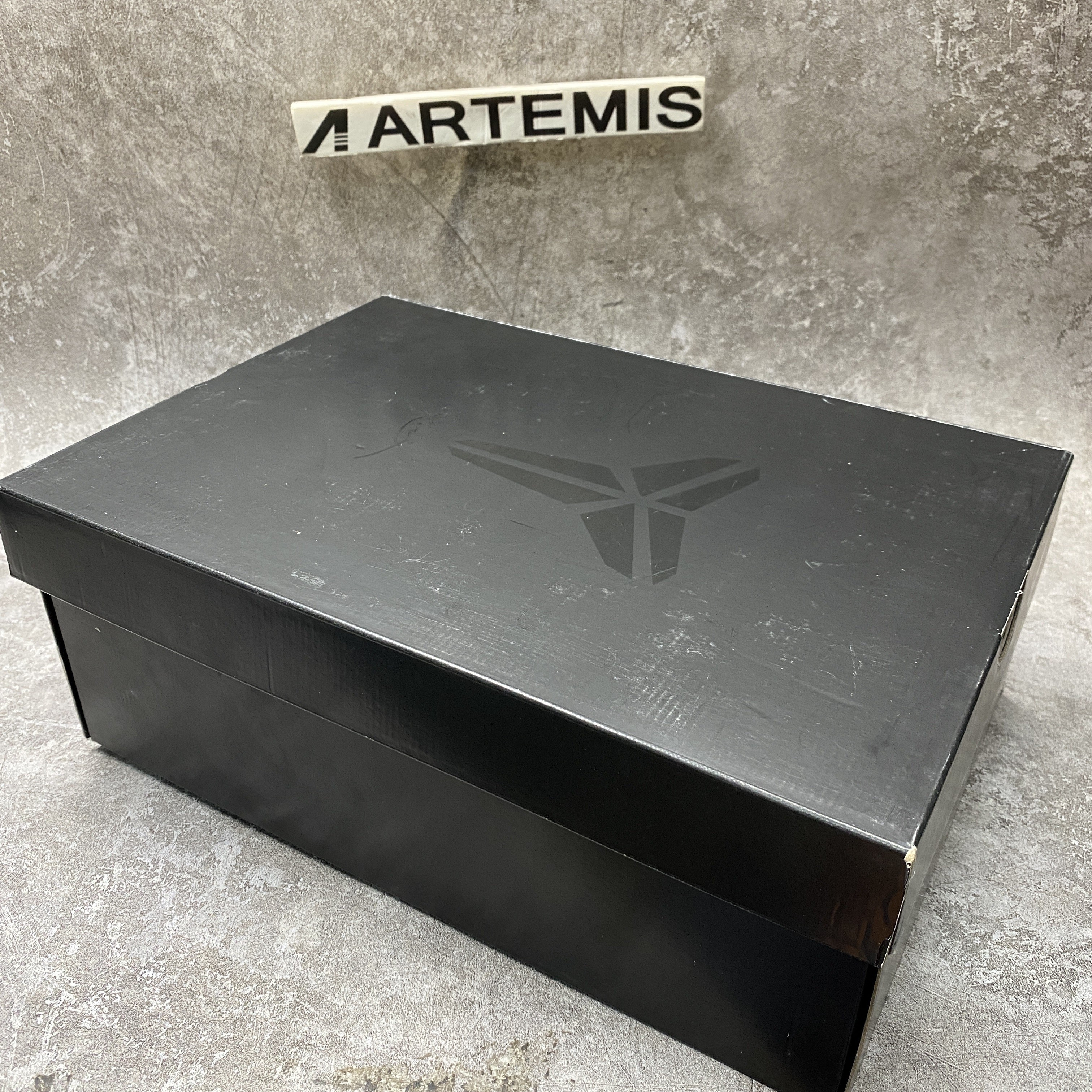 Nike Kobe 11 EM Low Mambacurial