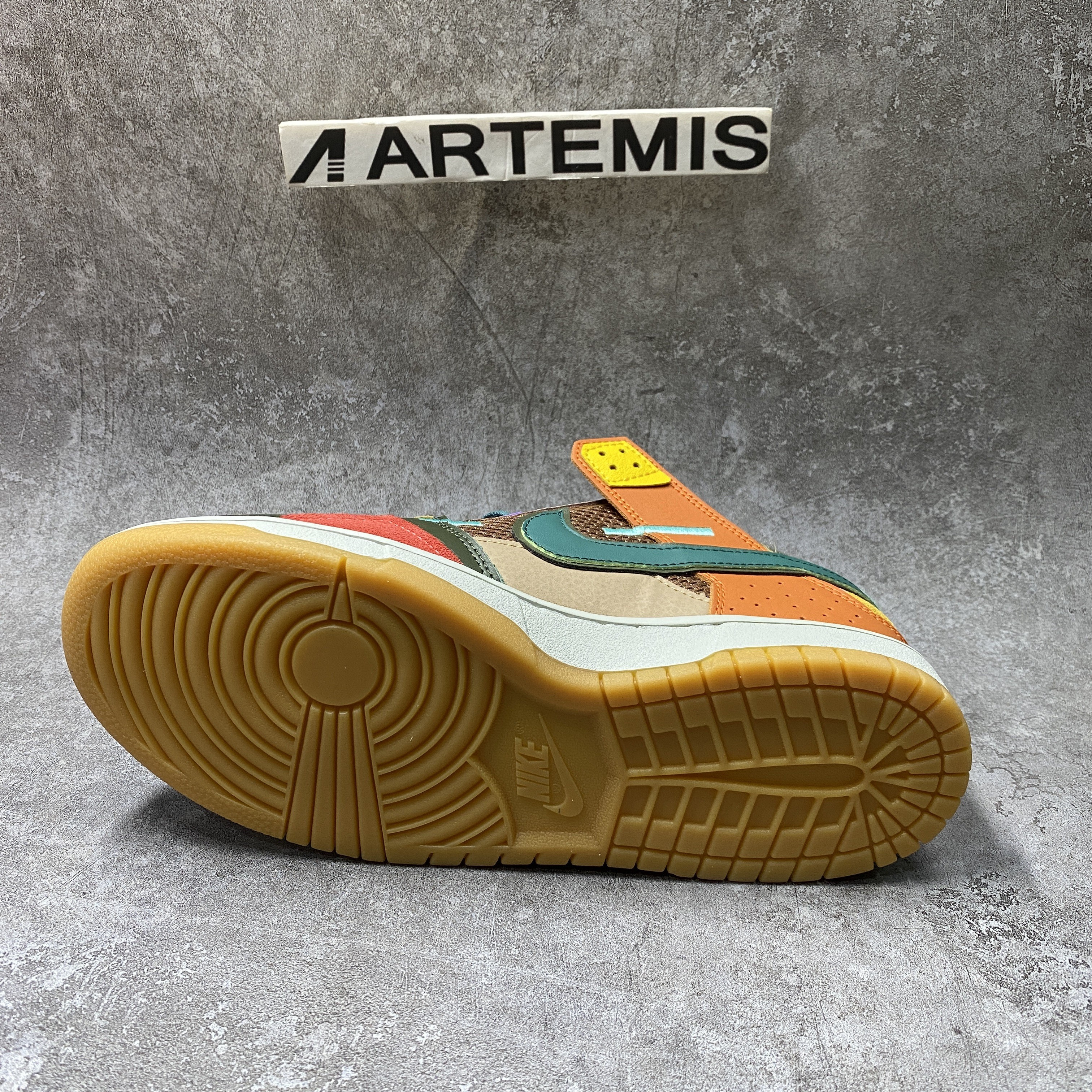 Nike Dunk Low Scrap Archeo Brown