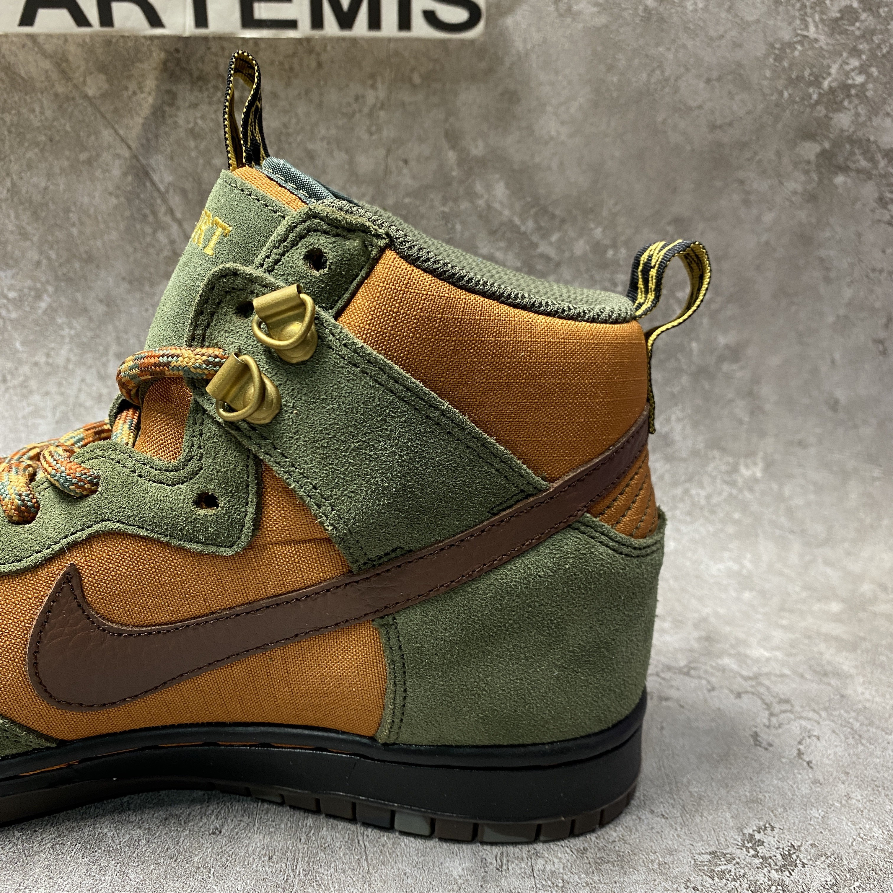 Pass-Port X Nike SB Dunk High Emerald Green Orange