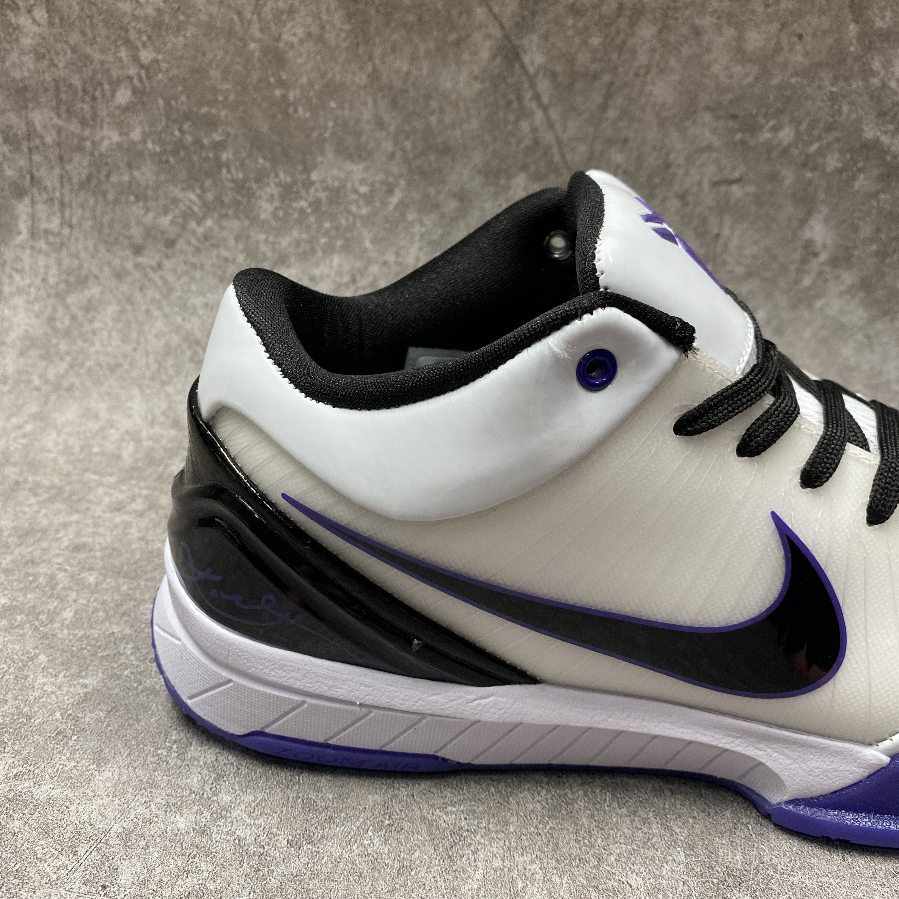 Nike Kobe 4 Inline