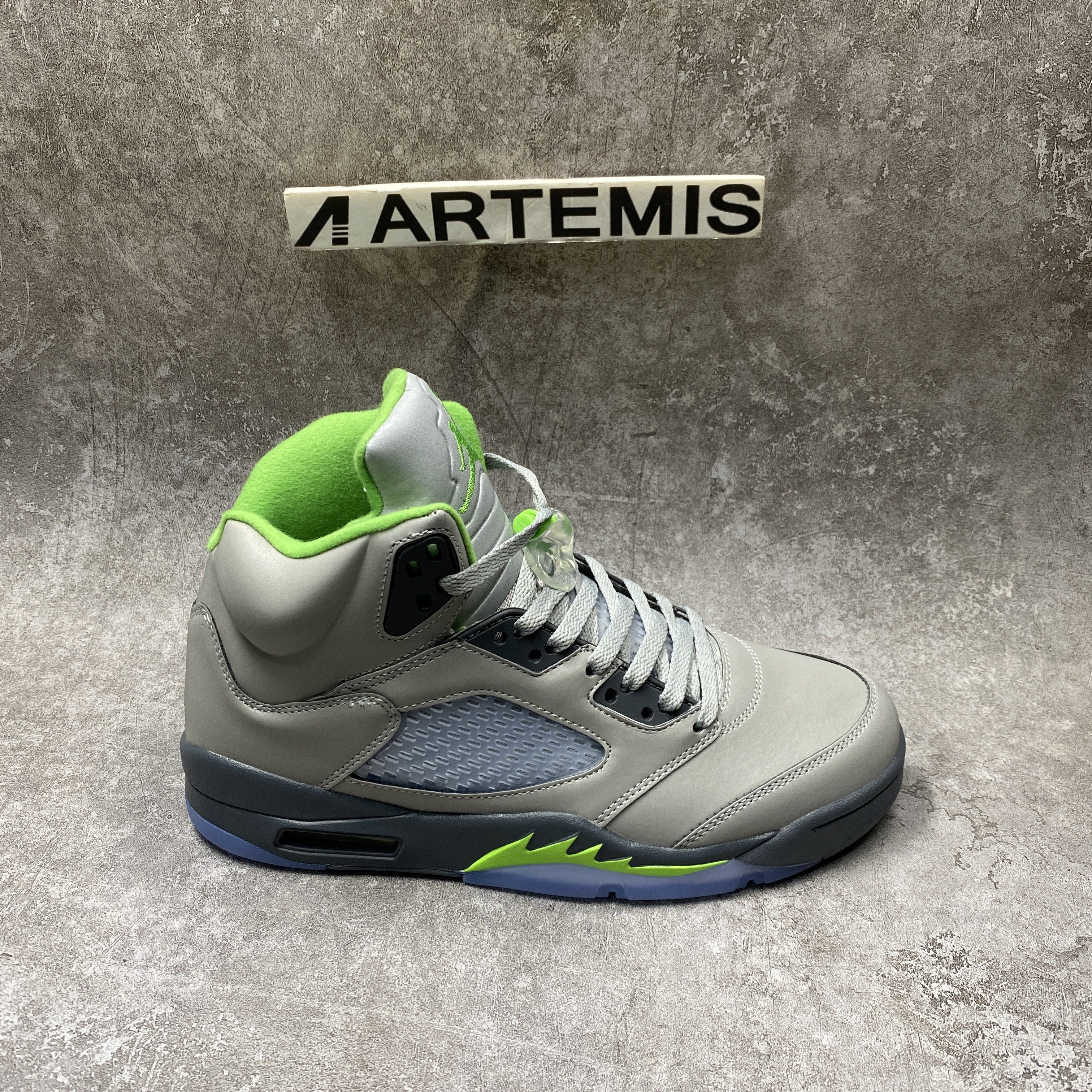 Air Jordan 5 Retro Green Bean (2022)