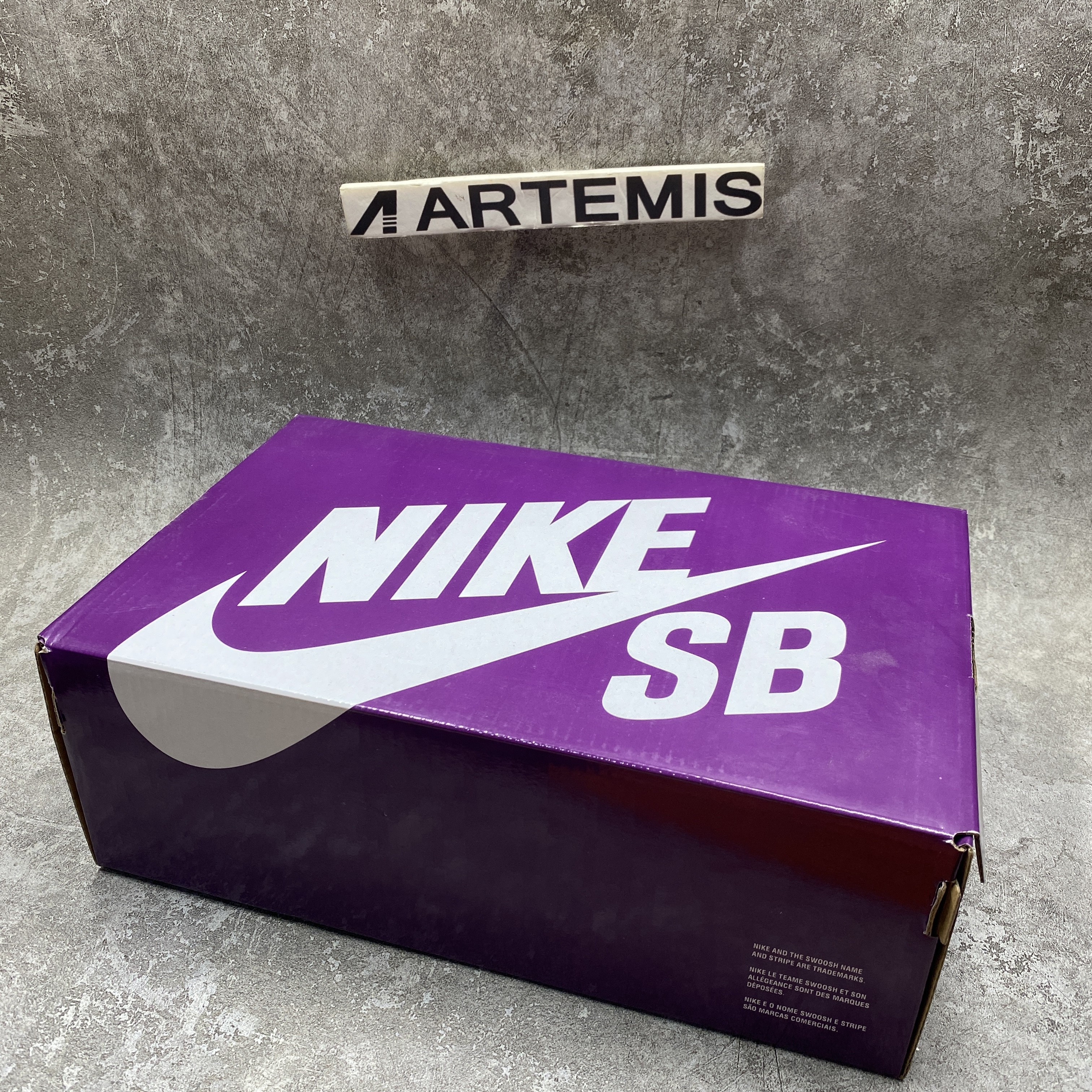 Nike Dunk Low Pro SB Atmos Elephant