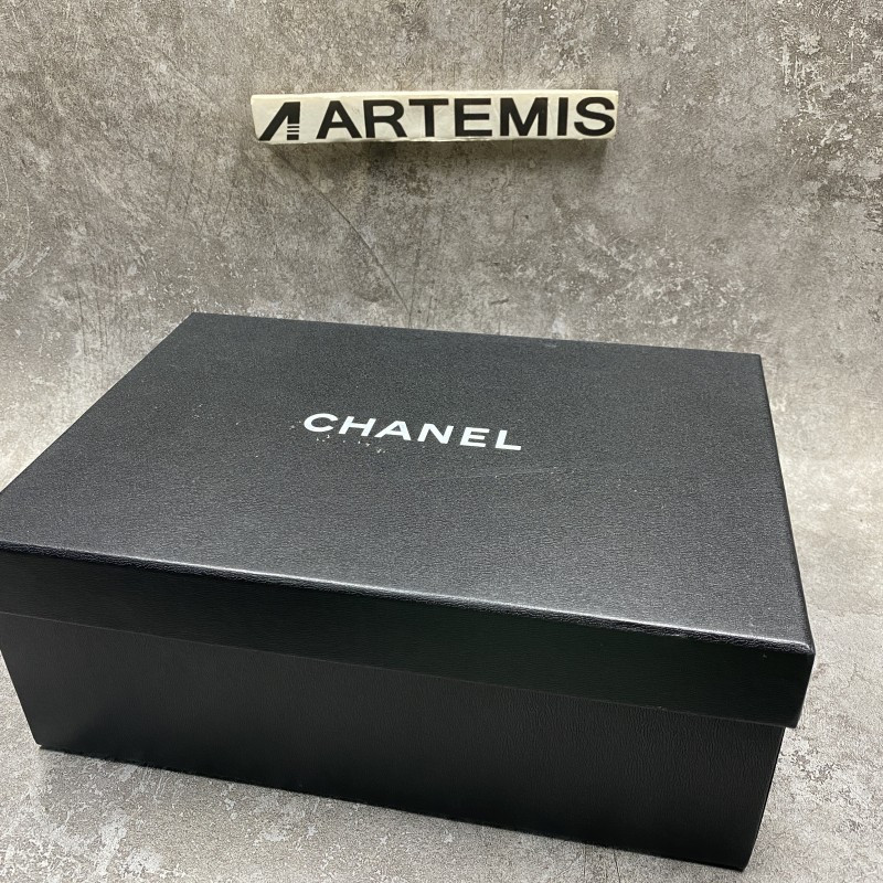 Ch*el 22p trainer white black