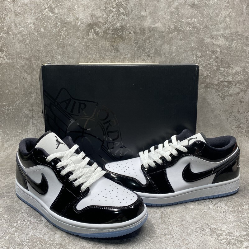 Air Jordan 1 Low SE Concord