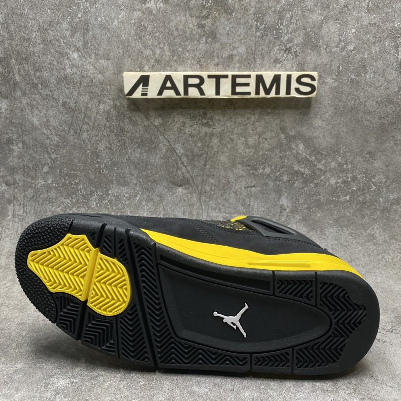 Air Jordan 4 Retro Thunder