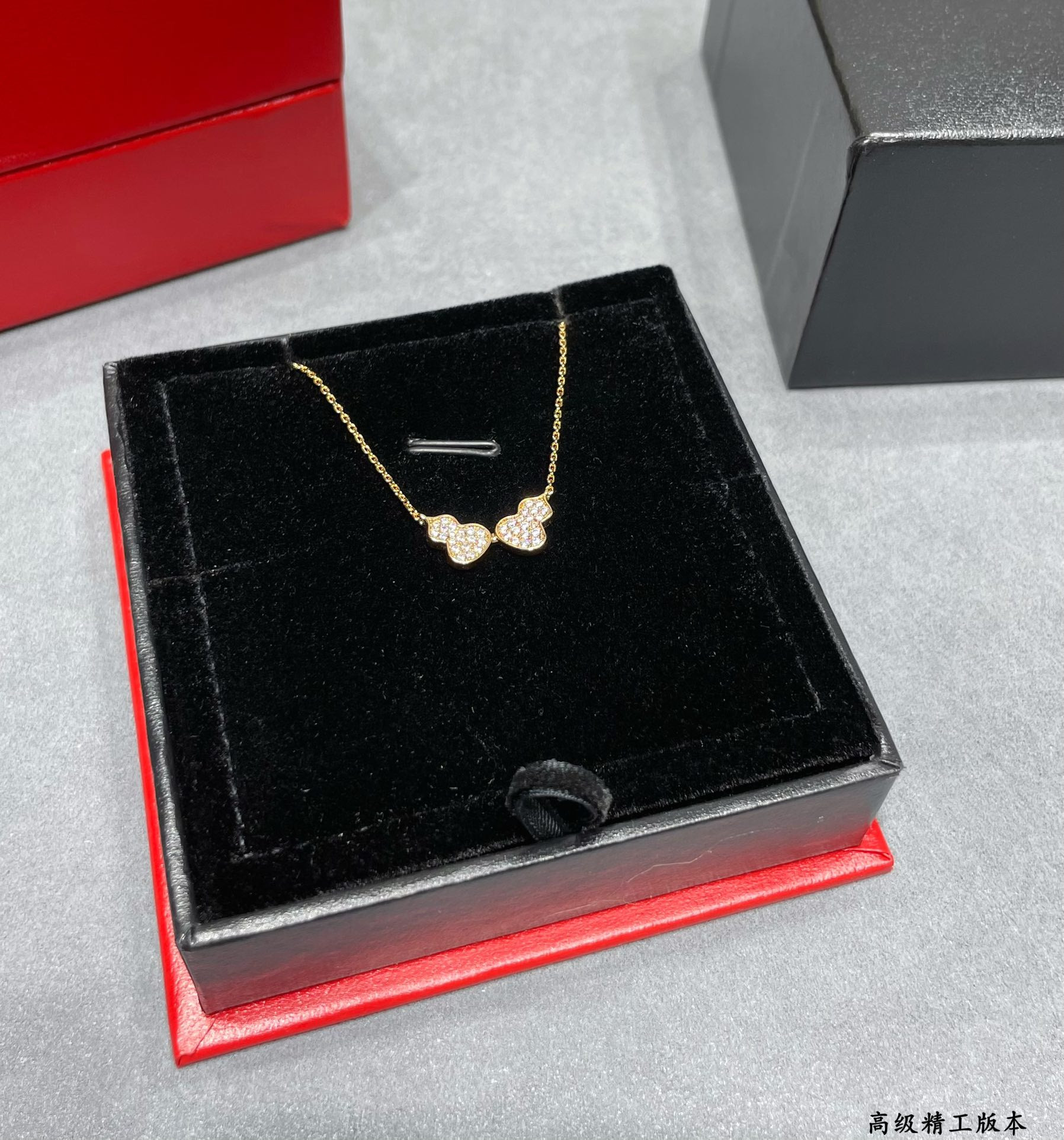 Qeelin Wulu Double Gourd Necklace