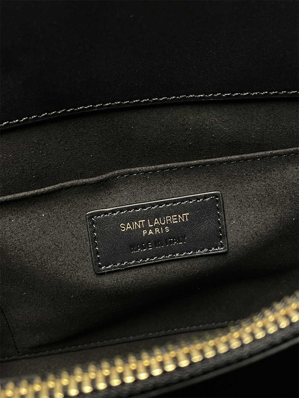 Y*L sac de jour baby in shiny leather black