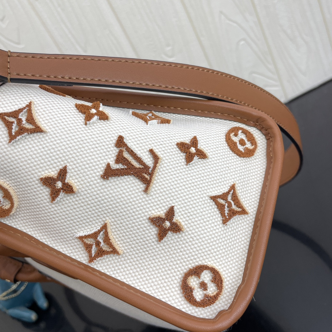 LV ON MY SIDE PM M59905 25 x 20 x 12 CM