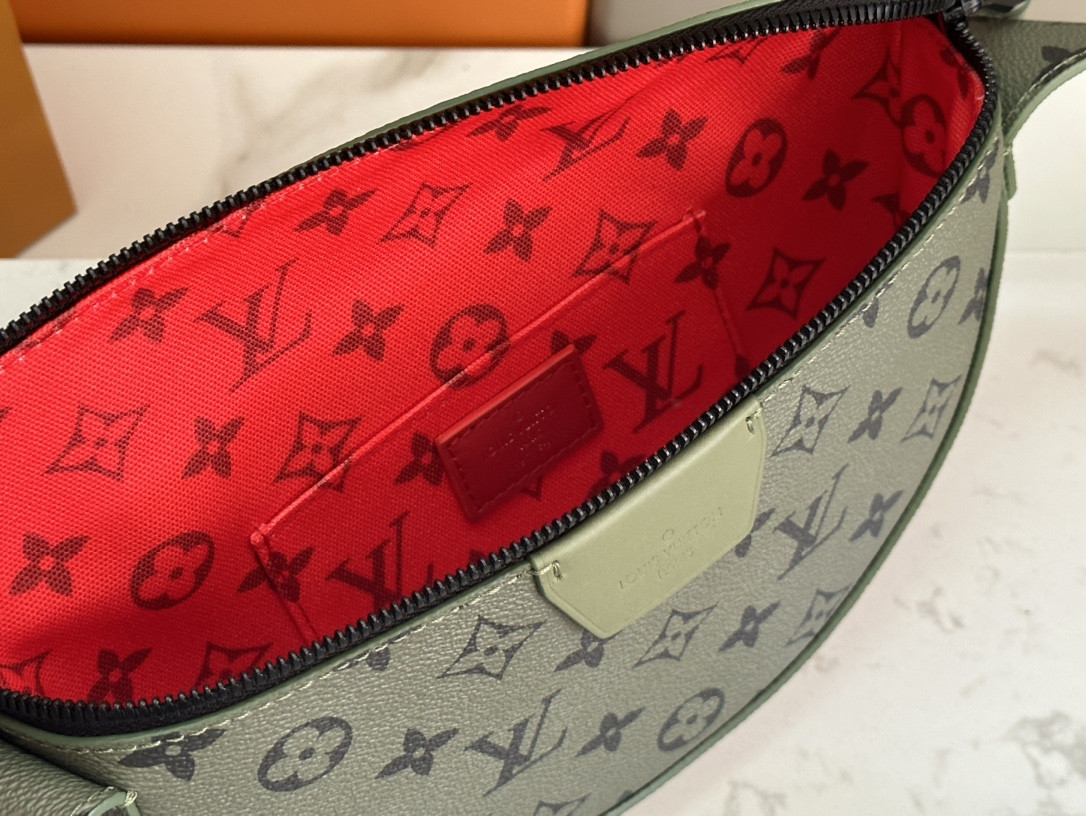 LV M23838 Moon Crossbody 9.6 x 6.3 x 1.8 inches