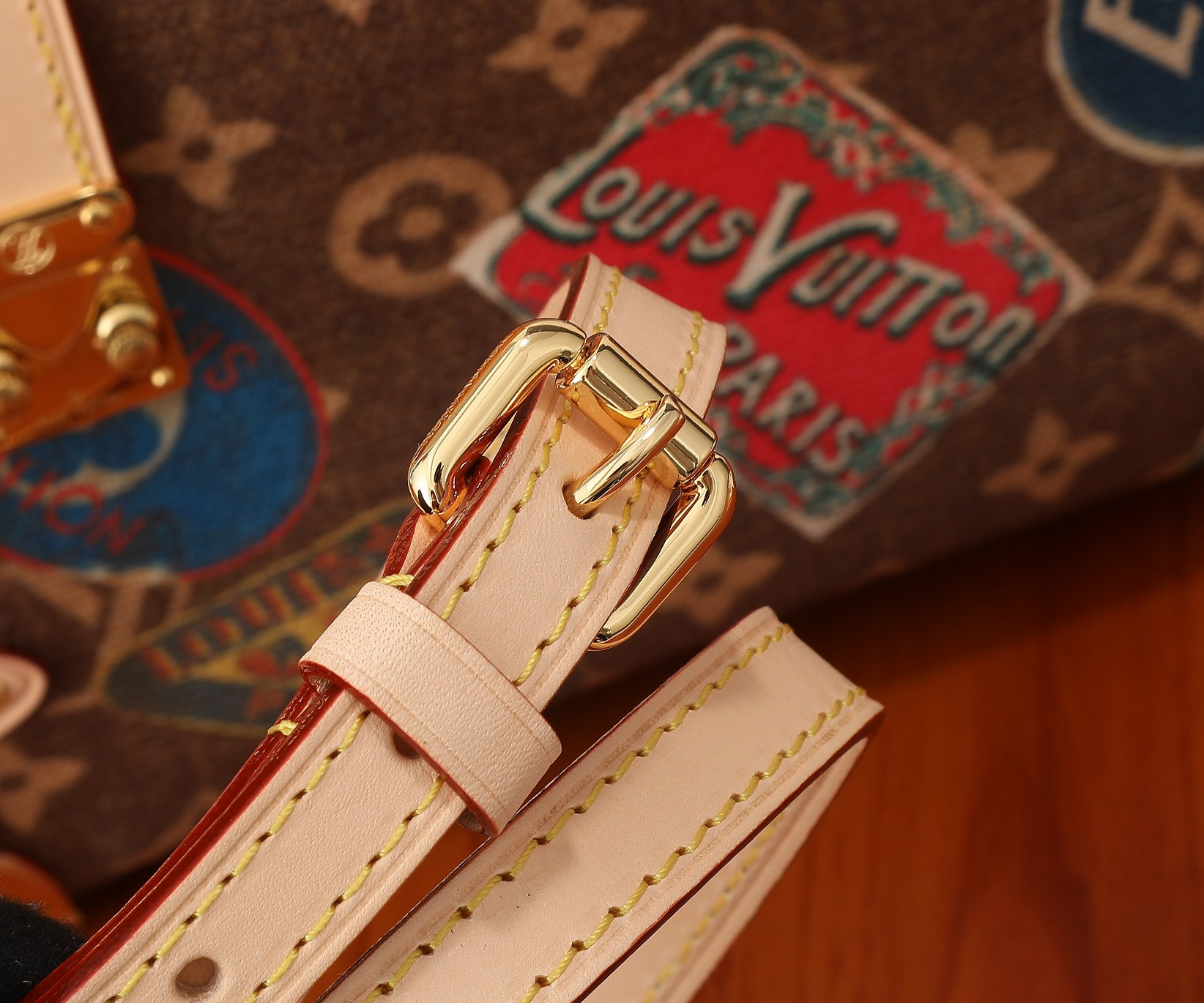 LV  Side Trunk MM M47085 8.3 x 5.5 x 2.4 inches