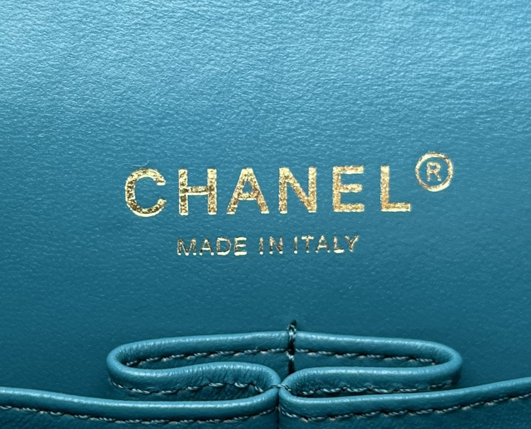 Ch*el classic 11.12 handbag tweed & gold-tone metal   6 × 9.9 × 2.5 in