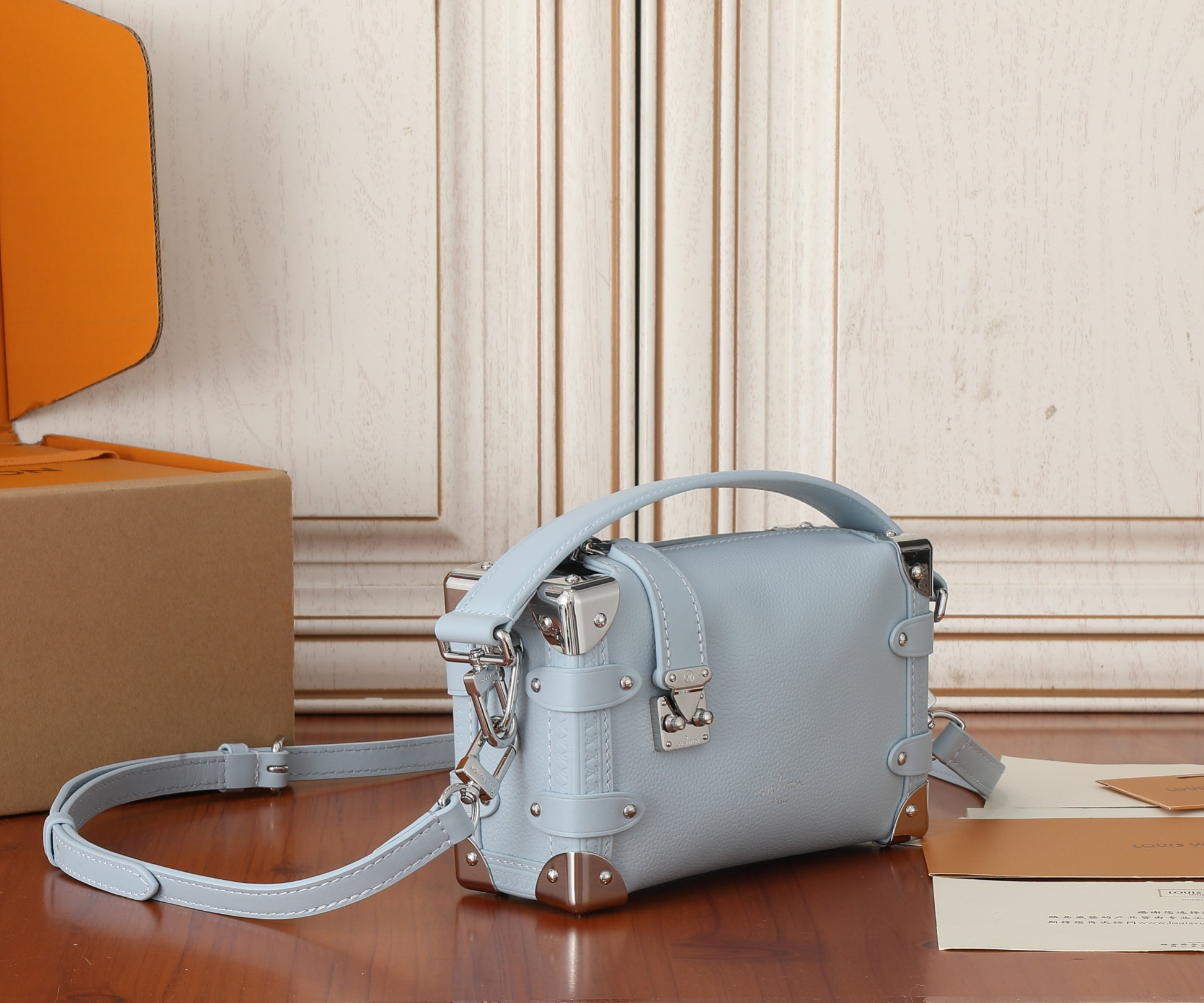 LV Side Trunk PM M25067   7.1 x 4.9 x 3.1 inches