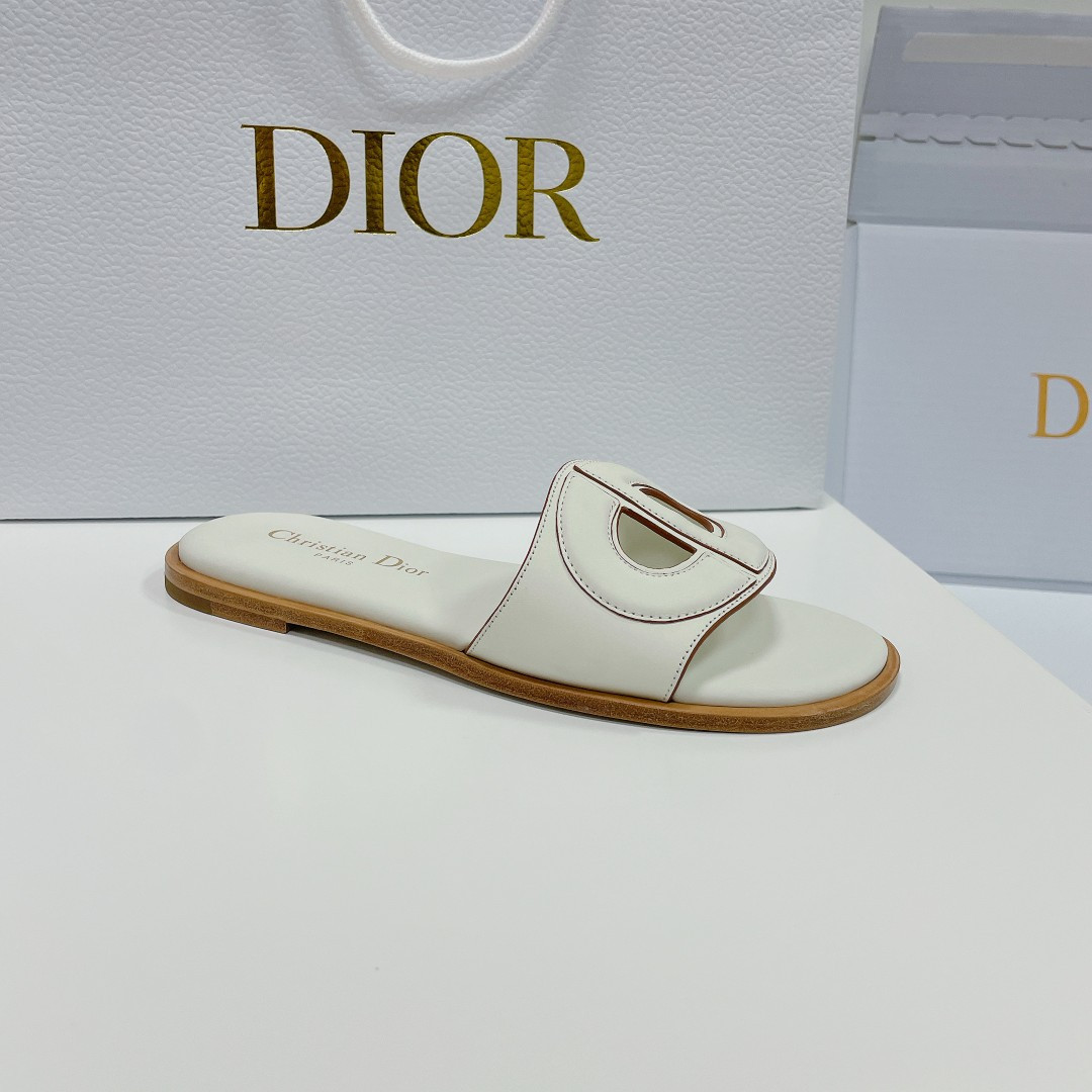 ua D*or d-club slide white