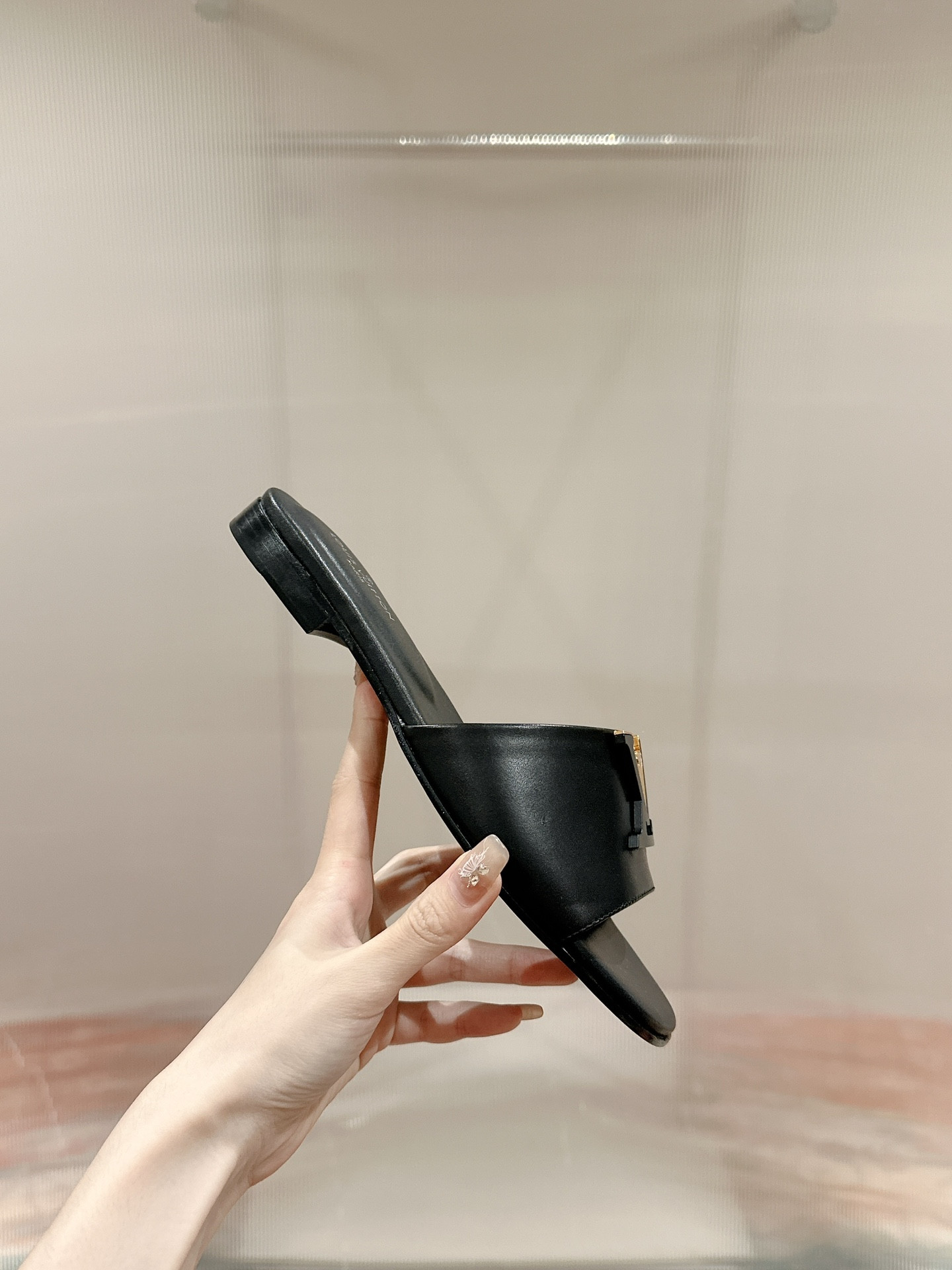 UA LV Capri Flat Mule Black