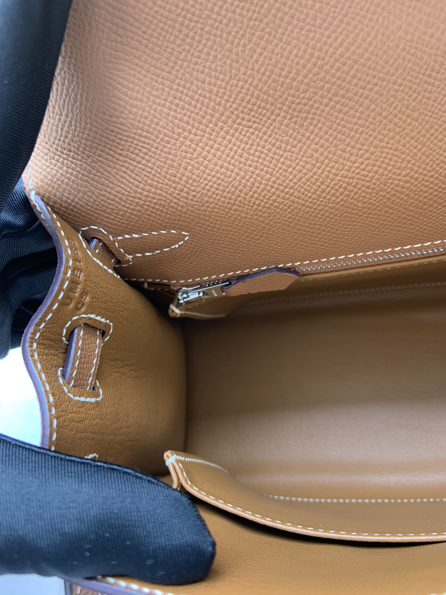 HERMÈS Kelly Silver-tone Hardware 25 28