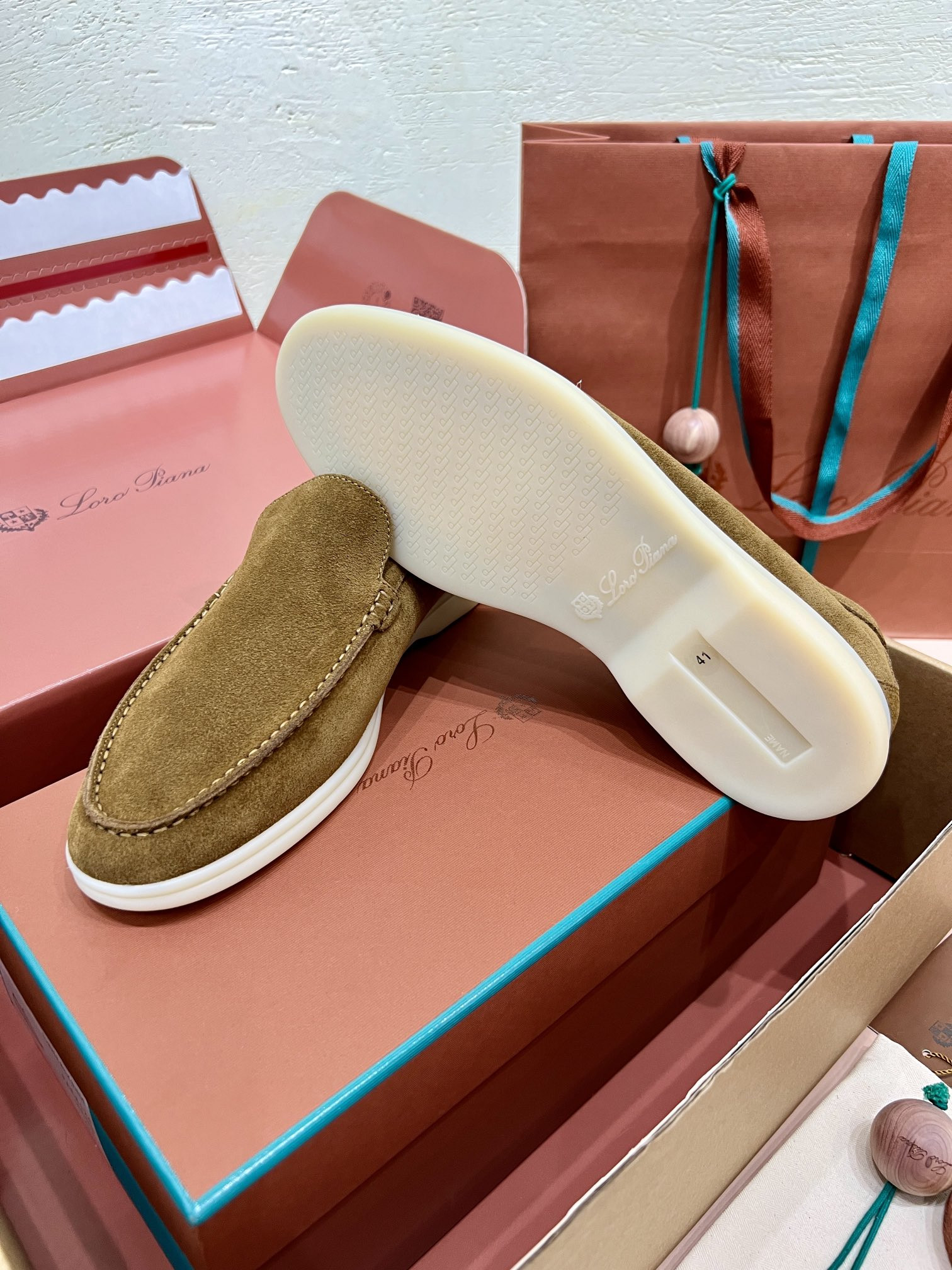 ua L**o p*ana summer walk loafers