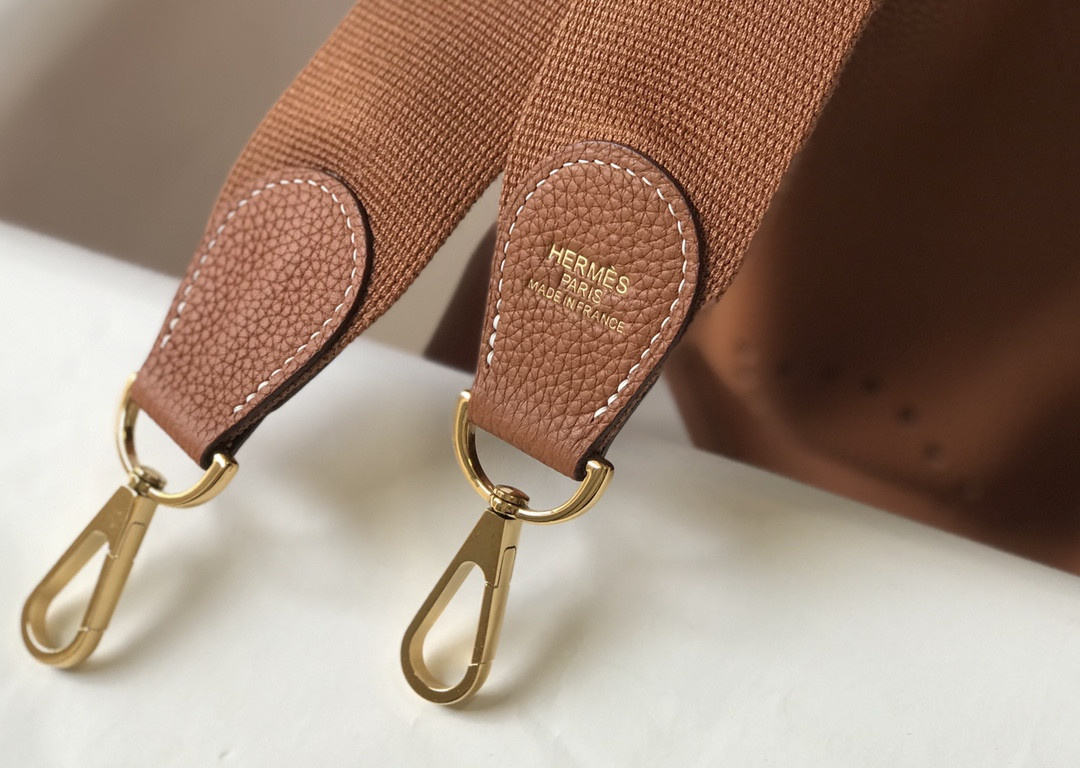 H**me5 evelyne bag 28cm