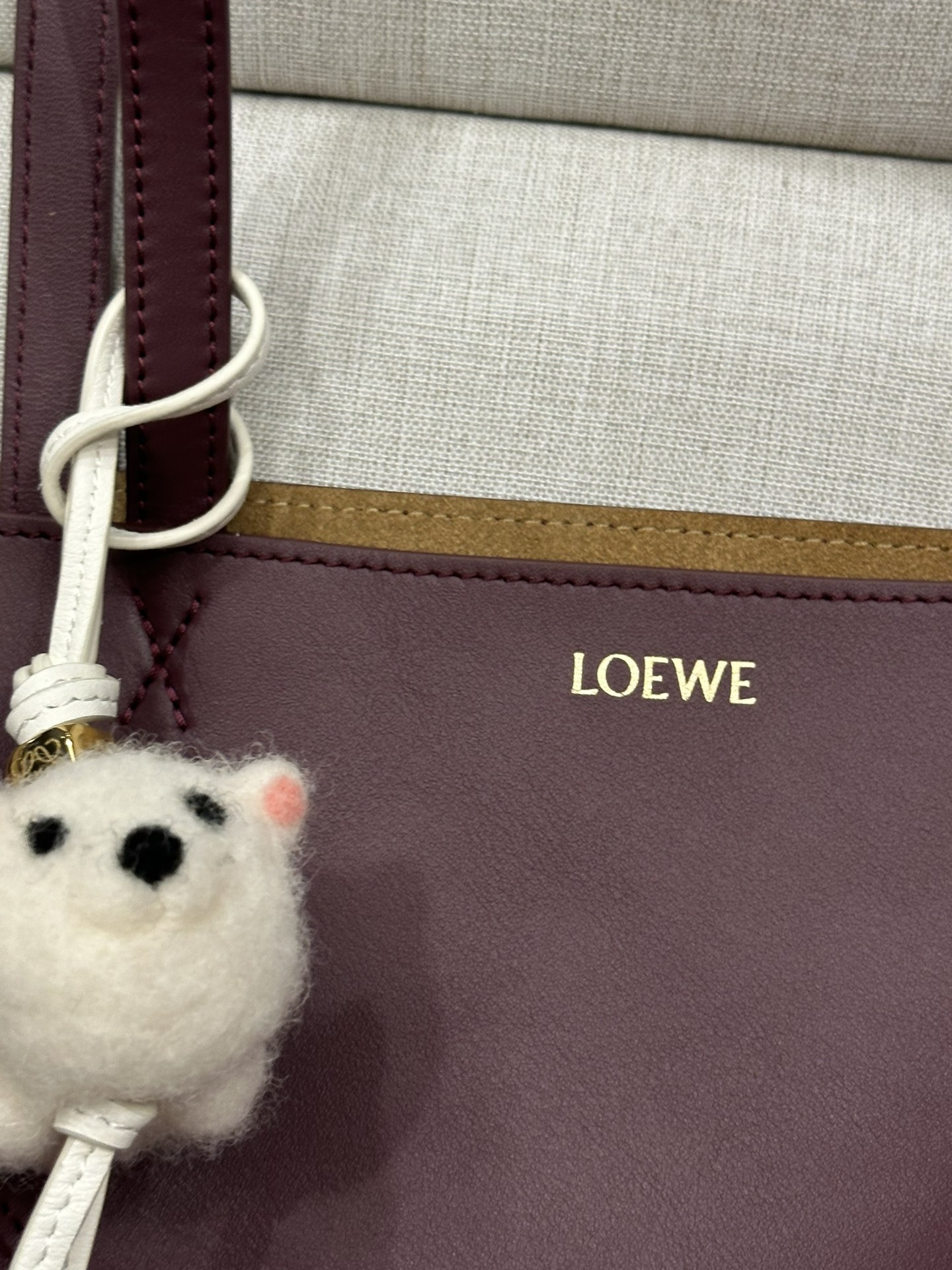 L0ew* medium puzzle fold tote in shiny calfskin 25.5x14.5x31.5cm