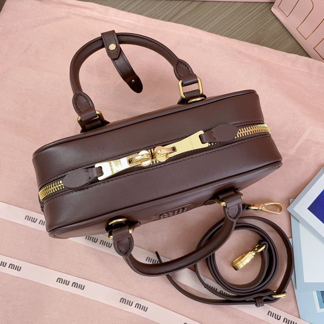 Miu Miu Arcadie leather bag 10.5x22x7.5cm