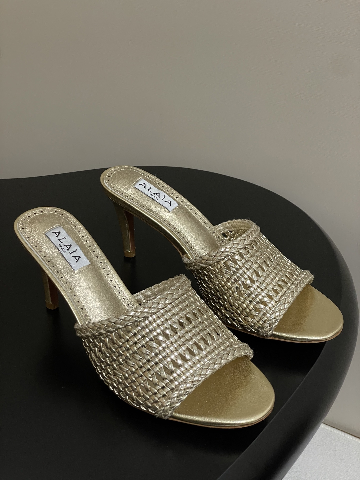 UA Alaia Heeled slippers 7cm Heel(Customized Size 7-10 days production time)