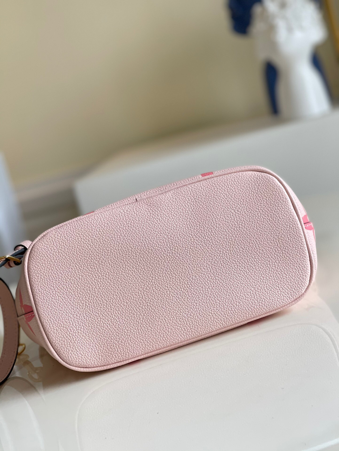 LV MARSHMALLOW M45697