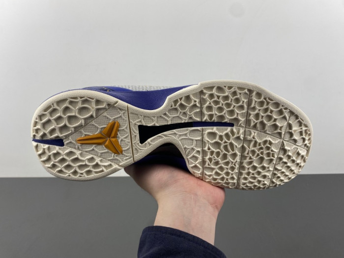 NIKE ZOOM KOBE 6 “DARK KNIGHT” 429659-104