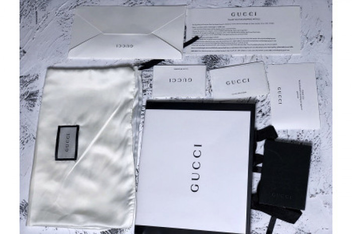 G*u*i rhyton interlocking g heart (w) 550049 drw00 9022