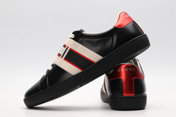 G*u*i low-top sneaker