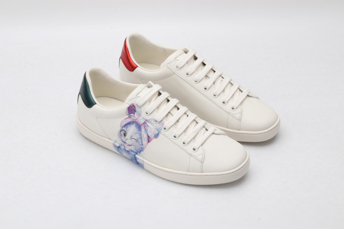 G*u*i low-top sneaker
