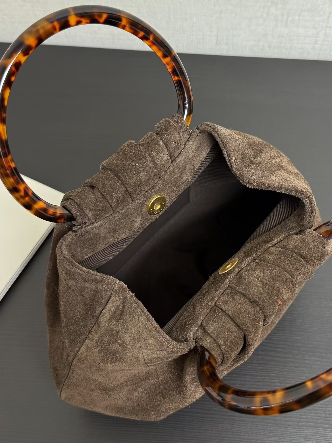 Chanel Pouch 16x26(included Handle height)x4.5cm