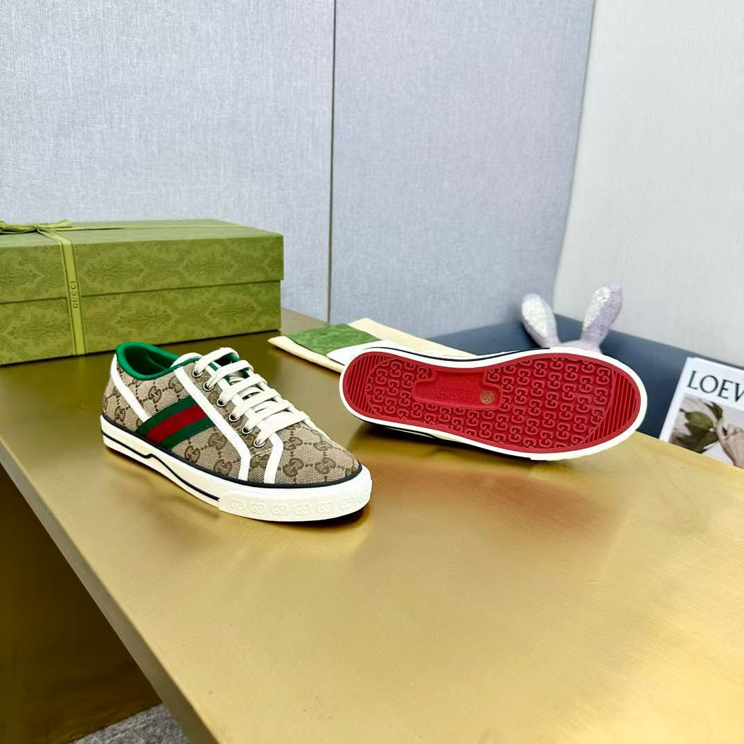 UA Gvc*1 Tennis 1977