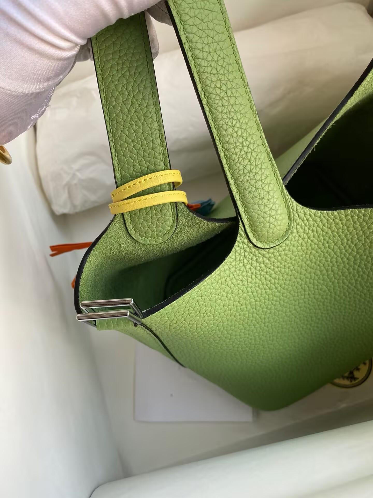 H**me5 picotin 18cm without original box(horse charm not included)