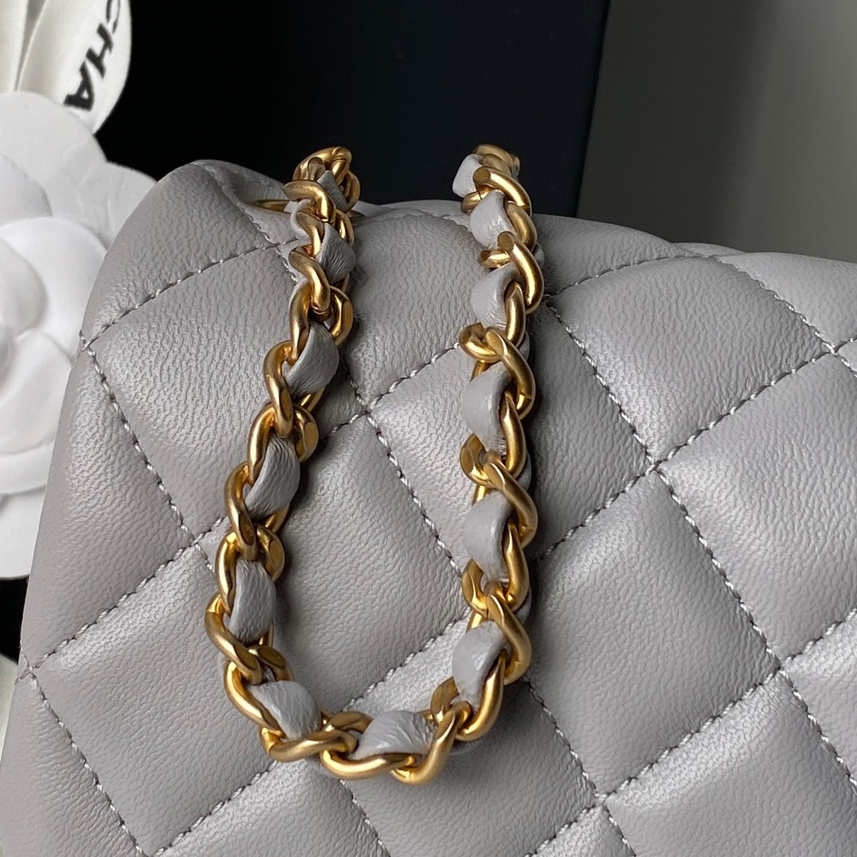 Ch**el MINI FLAP BAG 13.5x17x8cm