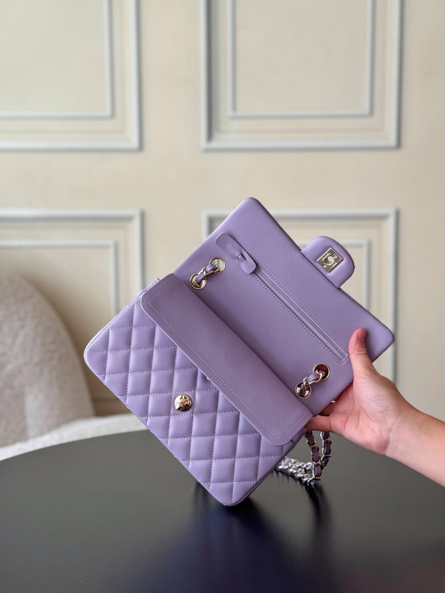 Ch**el Small Classic Bag 23x6.5x14cm